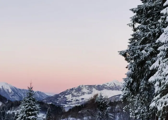 Domek alpejski Cosy Chalet, 100m2 With Fjordview! *